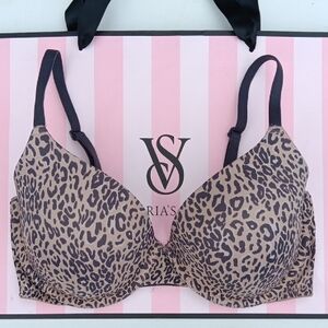 Victoria's Secret Animal Print  - Black and Tan Wear Everywhere T-shirt Size34DD